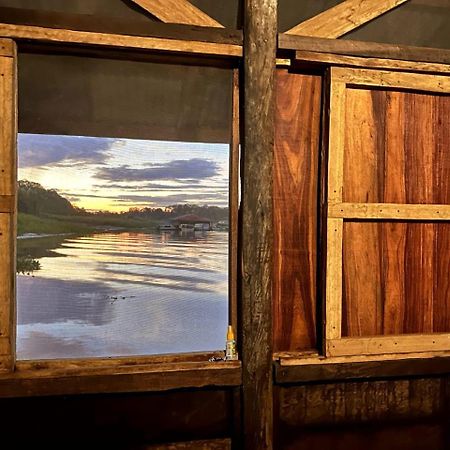 Cabana Flotante Kurupira ليتيسيا المظهر الخارجي الصورة